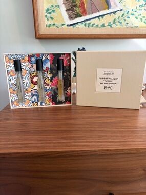 Liberty of London Fragrance Discovery Set - Floral Print - Cream Box